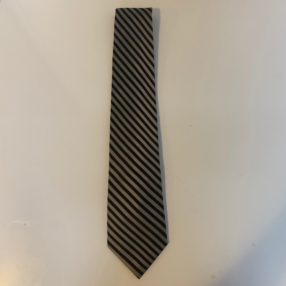 Men’s Calvin Klein silk satin tie